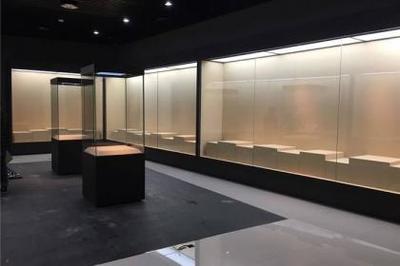 南昌博物館展柜定制 專業(yè)設(shè)計與上門安裝，守護文物璀璨光華